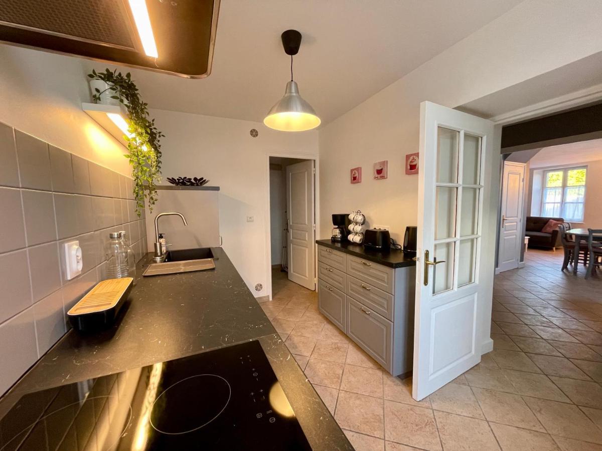 Le Monastere Apartment บาเยอ ภายนอก รูปภาพ